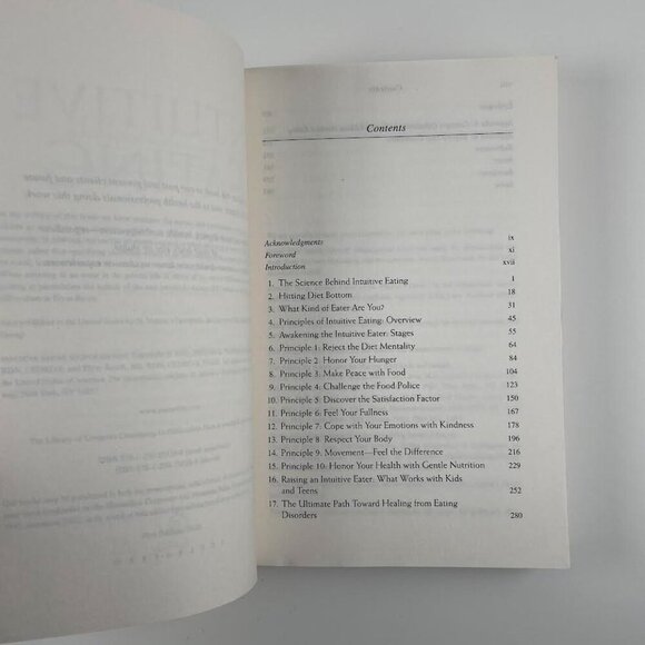 📚3/$25 Intuitive Eating by Evelyn Tribole & Elyse Resch | Paperback - Picture 4 of 8